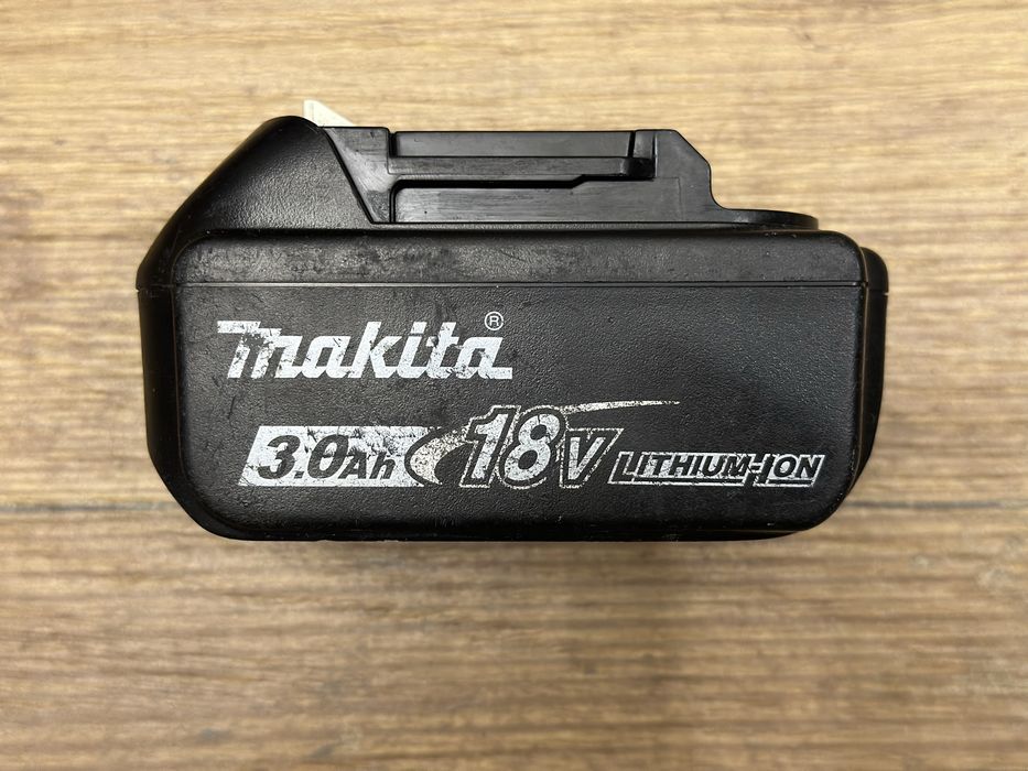 Makita BL1830B oryginalny, kompaktowy litowo jonowy akumulator 3Ah