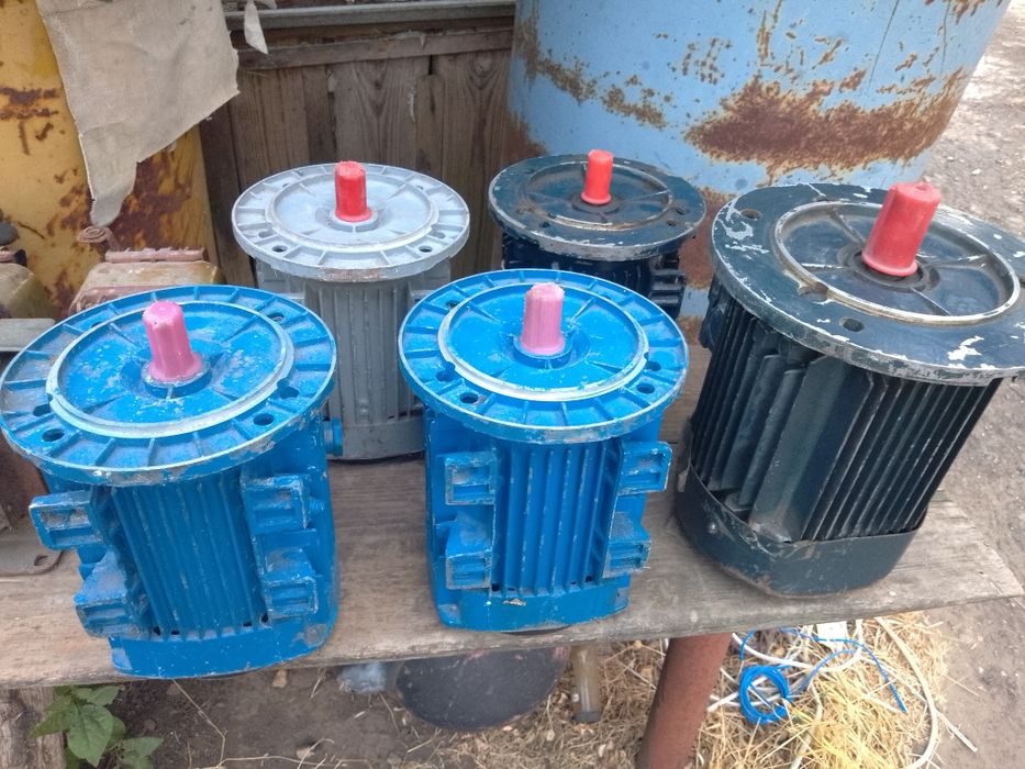 Продам електродвигуни.и