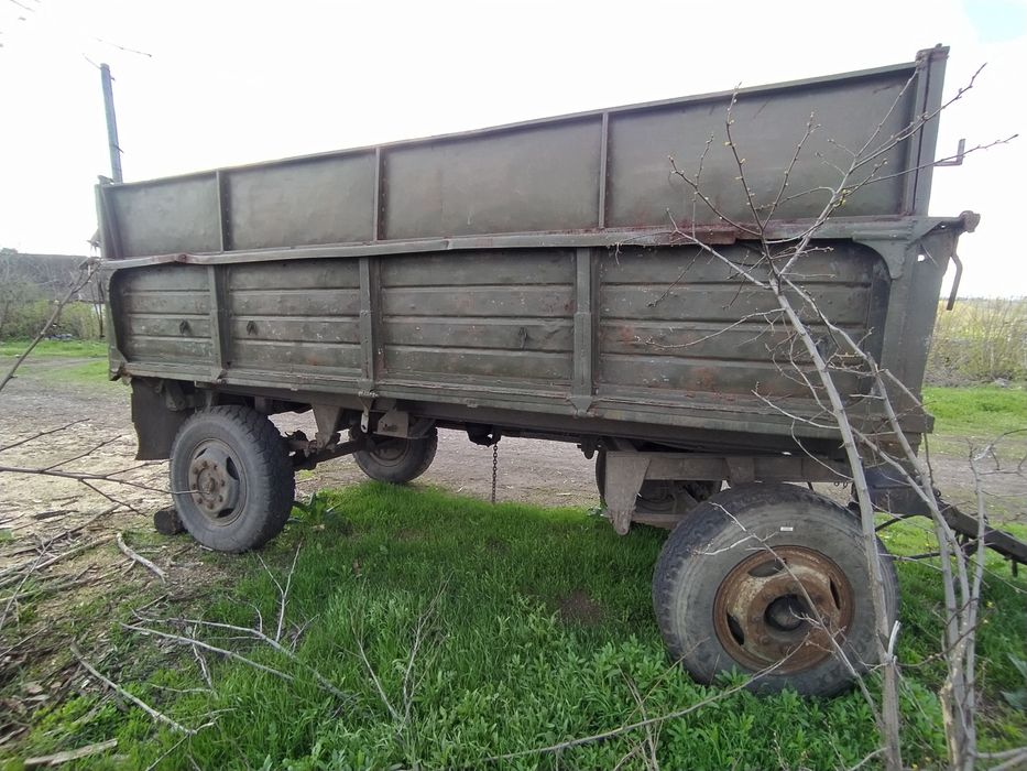 причіп зіловський