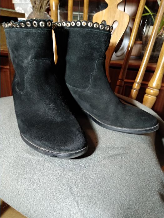 Skórzane zamszowe buty