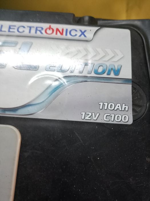 Гелевый аккумулятор 110ампер.ч.
