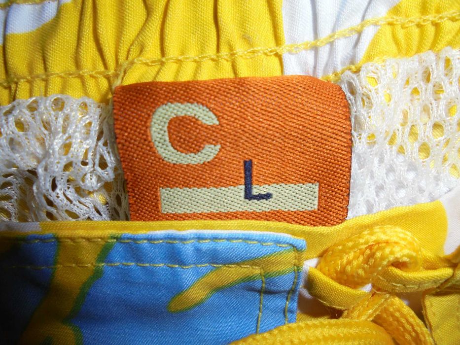 Bermudas de homem com cores alegres