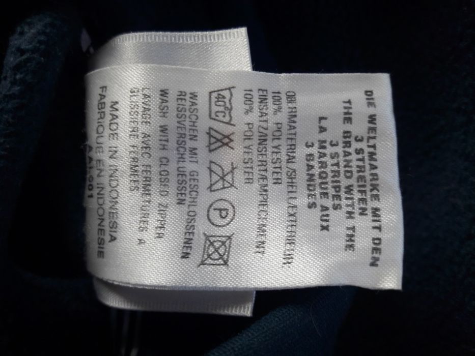 Флисовая кофту  Adidas оригинал.