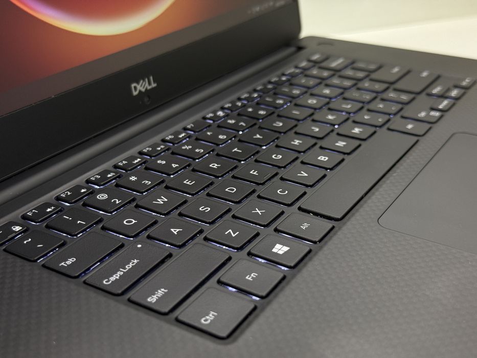 Преміальний Dell XPS (Precision) 15 9570 | Nvidia 4Gb | Core i7 | 15.6" FHD IPS | 16Gb RAM