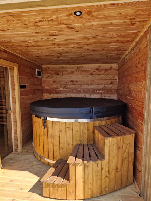 Balia ,jacuzzi ogrodowe z hydromasażem