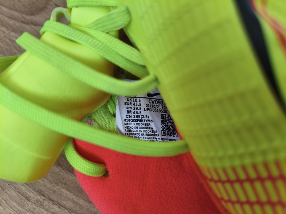 Buty Nike Mercurial Vapor 14 Academy piłkarskie 45,5 29,5cm