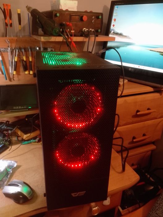 Komputer stacjonarny