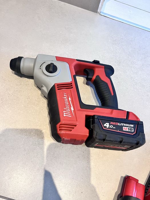 Mlotowiertarka Milwaukee M18BH