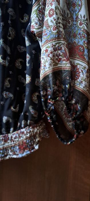 Bluzka luźna z długim rękawem wzorzysta