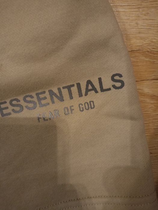Spodenki essentials M