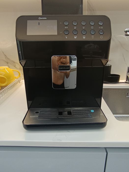 Máquina de café super automática cecotec