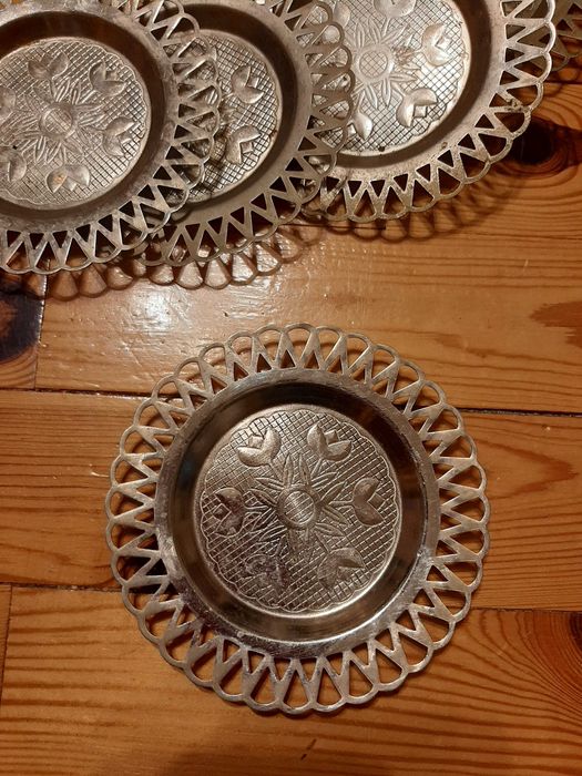 Podstawki pod szklanki metalowe PRL