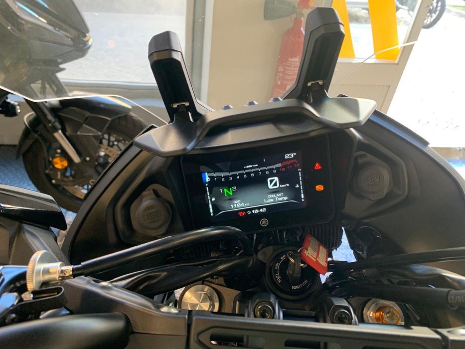 Yamaha Tracer 7 Em estado novo, Top Case Yamaha, 1104 Kms