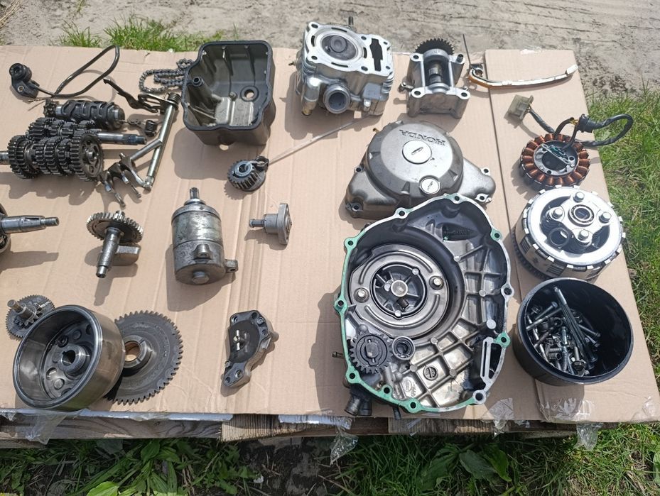 Części Honda CBR 125 silnika JC34E 04 - 07 r silnikowe