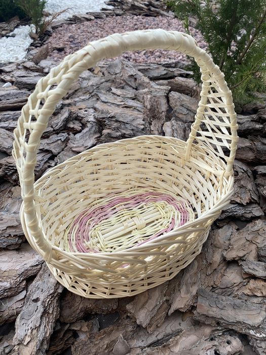 Кошик для фруктів на Спаса