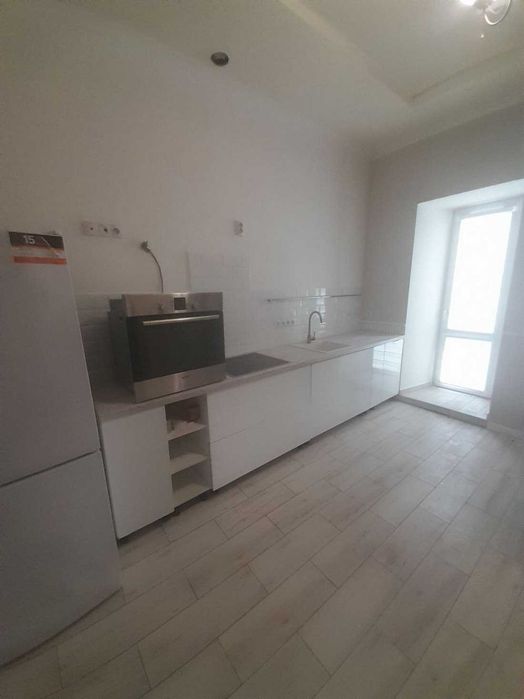 Продам 1-к.кв 52м.кв Центр Евроремонт (404650)