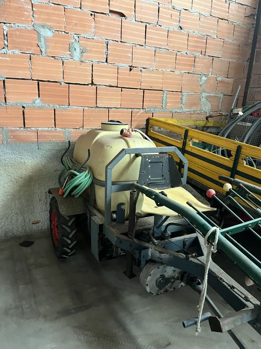 Moto cultivador agria