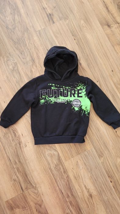 Bluza z kapturem 5-6 lat