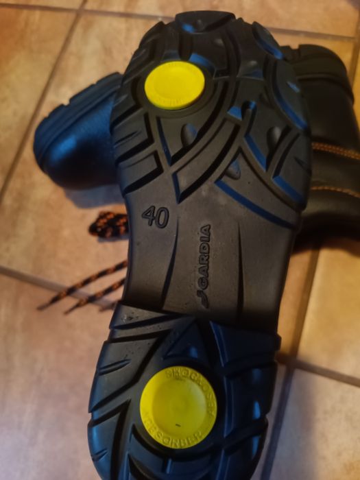 Buty robocze ocieplane r40