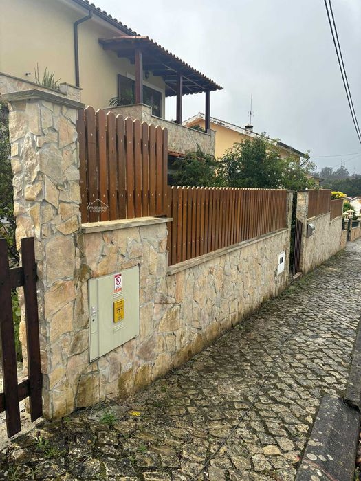 Vedações / Gradeamento - Madeira&Conforto - ved.1