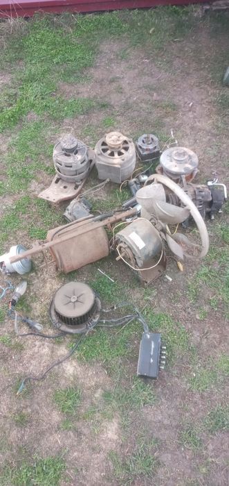 Електродвигуни одним лотом