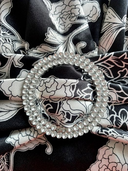 Sukienka satynowa 36