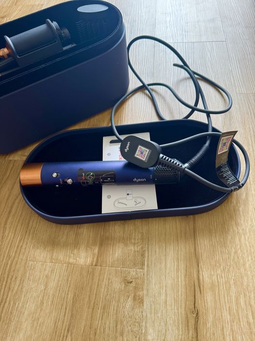 Dyson Airwrap ID Azul e Dourado NOVO