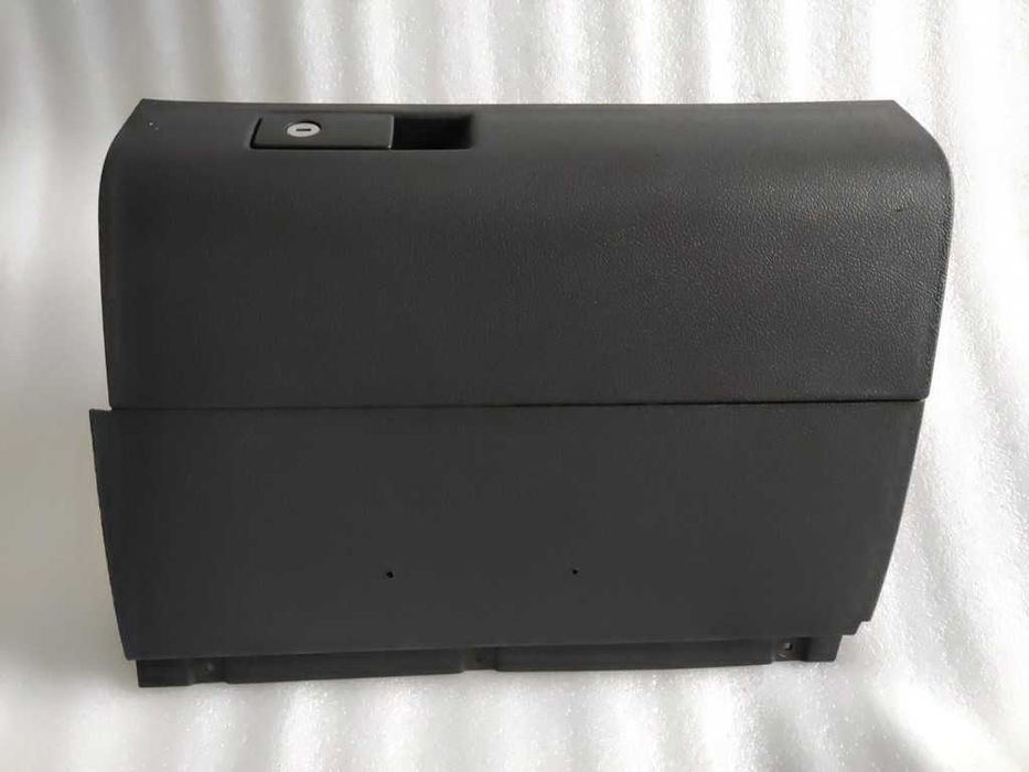 VW Caddy бампер бардачок защита