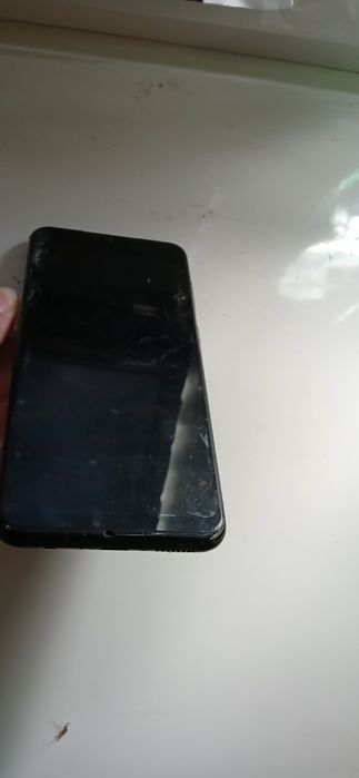 Продам смартфон самсунг