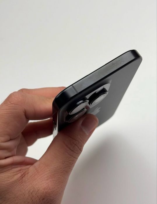 iPhone 16 pro  255Gb neverlock батарея 90%  фіз-sim без ремонтів