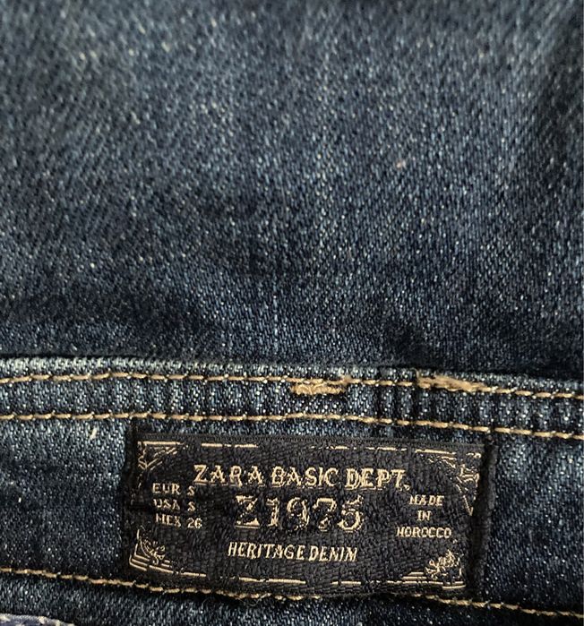 Jeansowe granatowe ogrodniczki Zara S