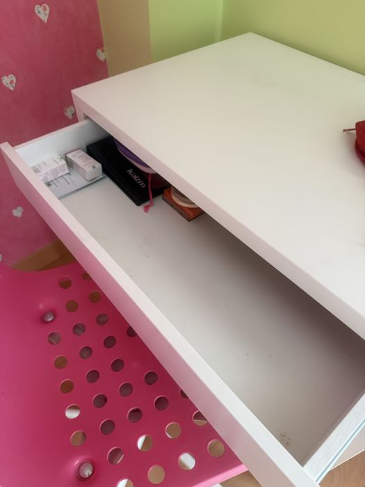 Conjunto de secretaria e cadeira