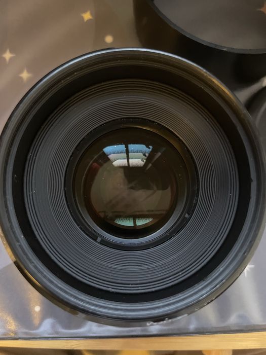Lente canon EF 50 F1.2 com parasol