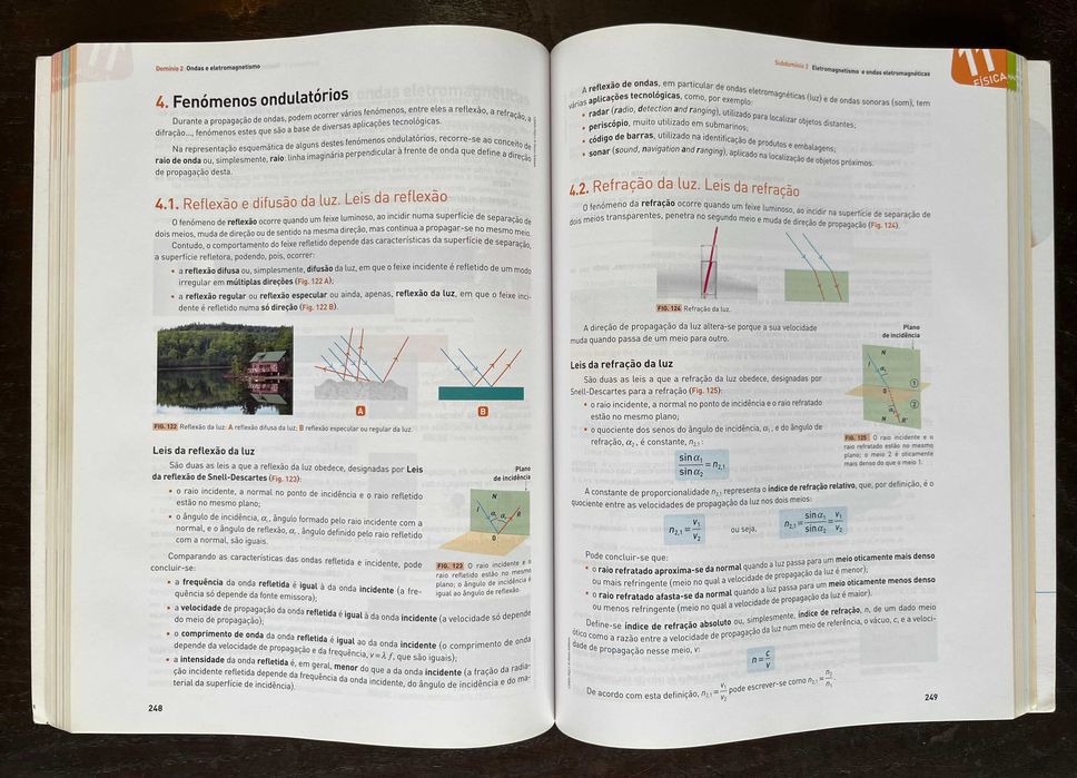 Livro de Preparação para Exame Física e Química A 11 Ano - 2022