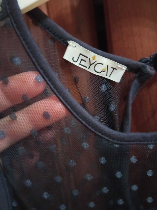 Сукня на дівчинку 11-12 р.