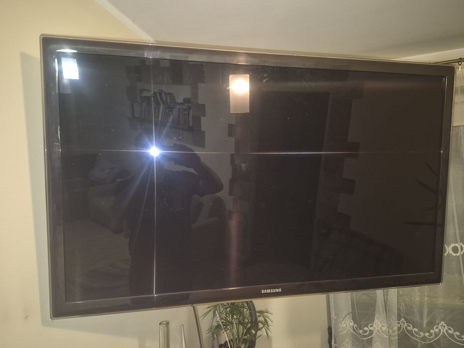 Tv Samsung UE46D5500