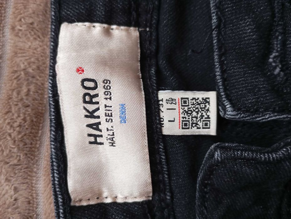 Чорні джинси HAKRO