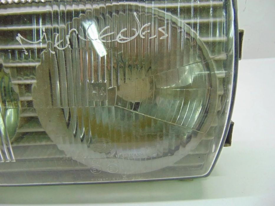 Mercedes w123 farol