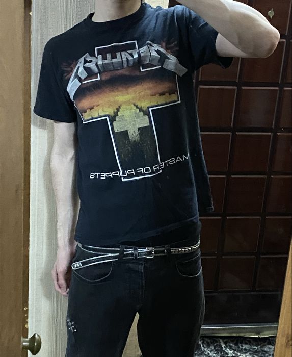 VETEMENTS type tee’s AC/DC Metallica DefLeppard Kurt Cobain balenciaga opium viperr punk biker rock music grunge
