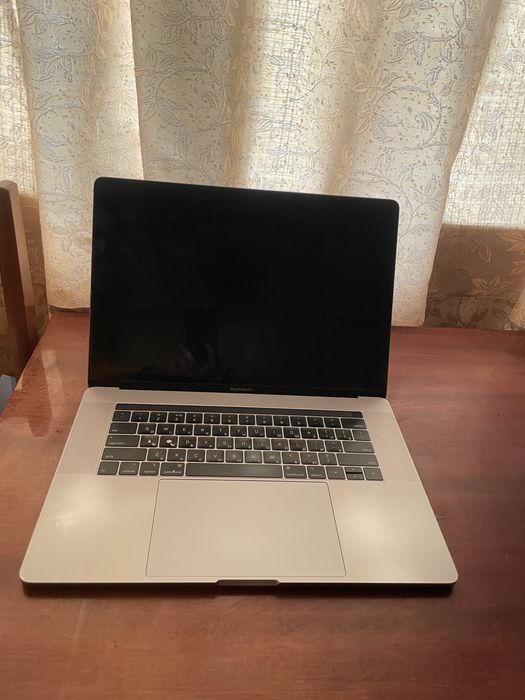 Macbook Pro 15 2018 i7 16gb | 512gb