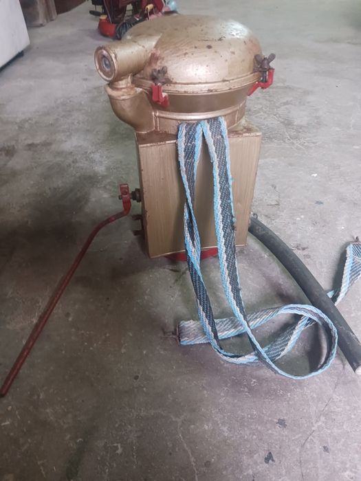 Torpilha de enxofrar antigo