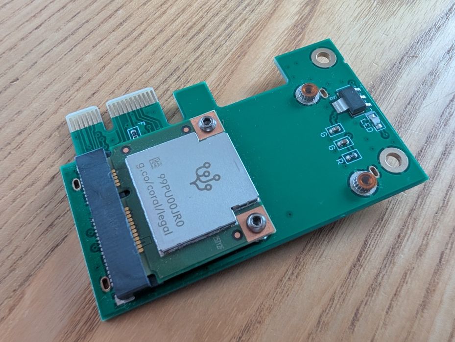Google Coral Edge TPU ML PCIe mini z adapterem PCIe