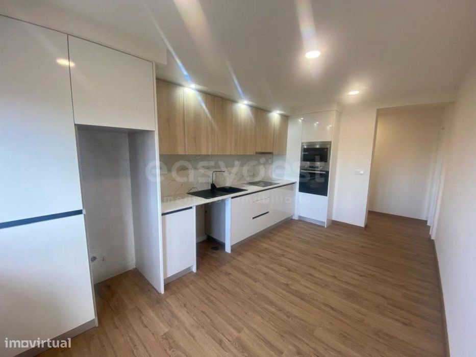 Apartamento T3 Totalmente Remodelado - Olivais, Coimbra