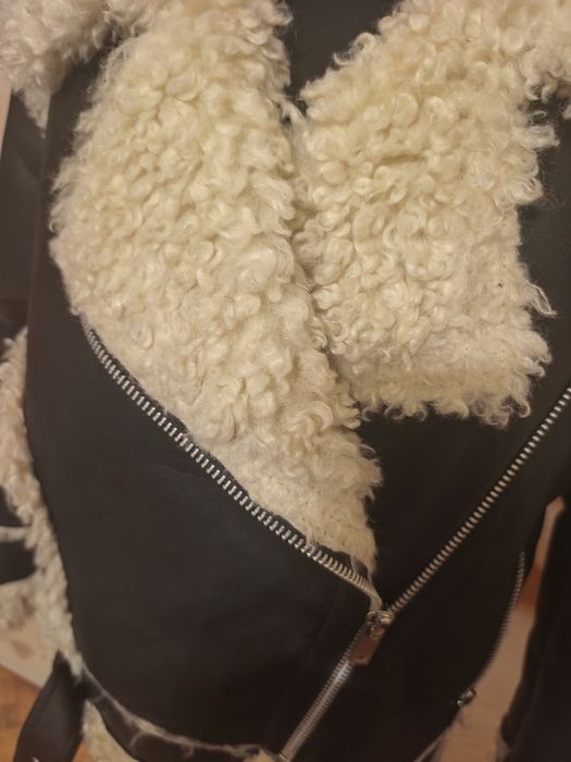 Дубленка женская .