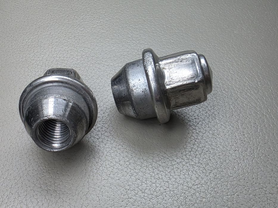 Гайки колісні Форд оригінал бу