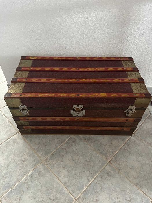 Baú – Arrumação e Decoração (90x47x43 cm)