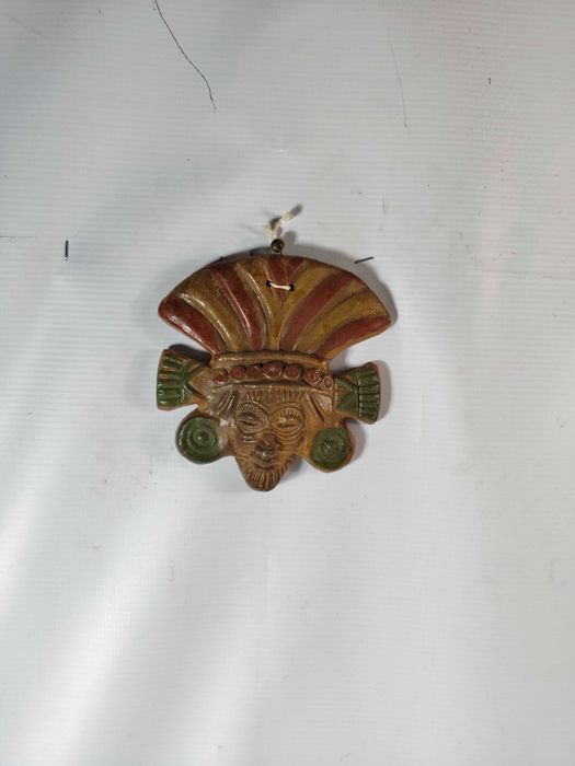 Gliniana Ręcznie Malowana Maska Majów