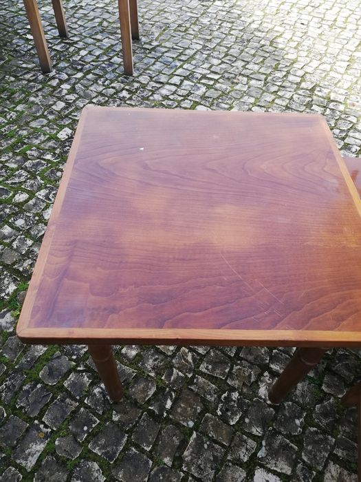 Mesa em madeira usada tenho 3 se comprar as 3 faco preco especial