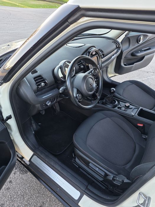 Mini Clubman One D em excelente estado