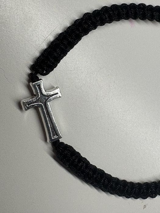 Bransoletka z krzyżem